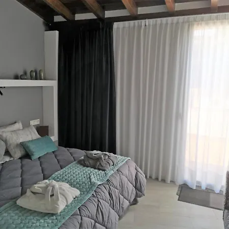 Apartment Fg Albayzin Apartamento Deluxe Con Terraza Vistas Y Parking Gratis