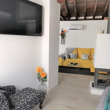 Fg Albayzin Apartamento Deluxe Con Terraza Vistas Y Parking Gratis Apartment *