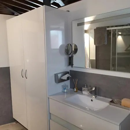 Apartment Fg Albayzin Apartamento Deluxe Con Terraza Vistas Y Parking Gratis